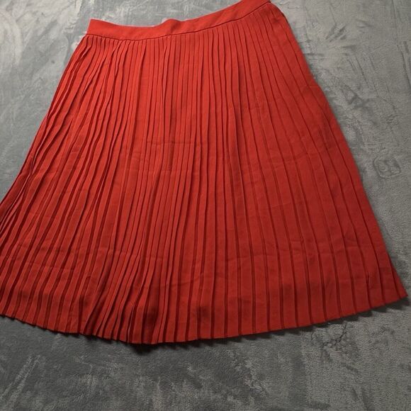 J. Crew Skirt Women’s Sz 18 Red Long Pleated Holiday City Family Photo Modest - Picture 3 of 14